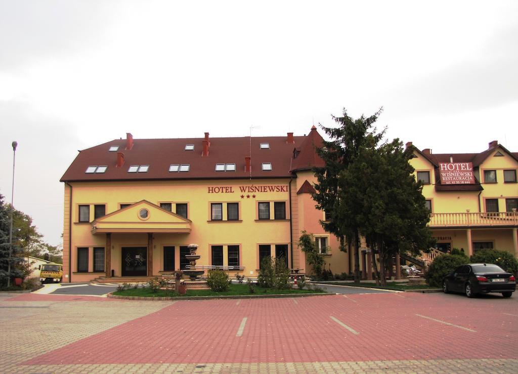 Hotel Wisniewski Krasniow Kültér fotó